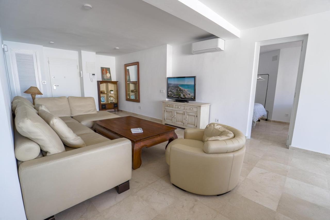 Marbella Centre Beachfront & Pool エクステリア 写真