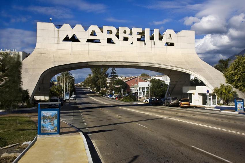 Marbella Centre Beachfront & Pool エクステリア 写真