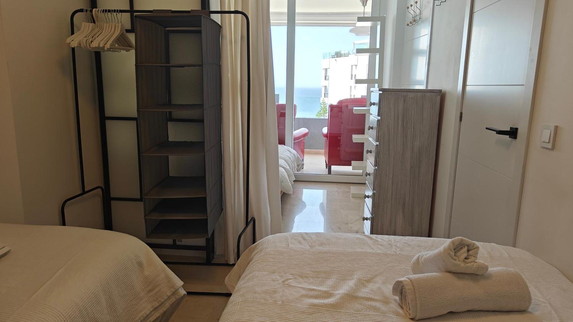 Marbella Centre Beachfront & Pool エクステリア 写真